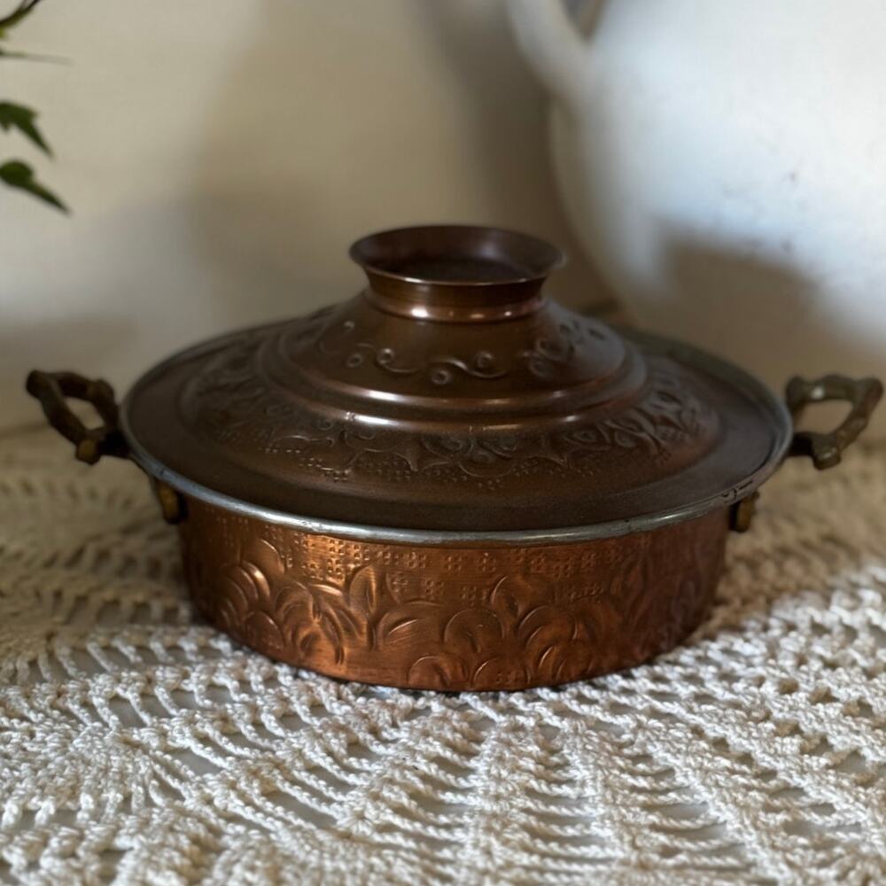 Vintage Copper Floral Lidded Bowl With Side Handles  | Rustic Farmhouse Decor